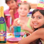 детский праздник с детским шампанским