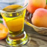 Этот напиток с оригинальной горчинкой и ореховыми нотками придется по вкусу любителям изысканных алкогольных коктейлей