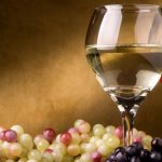 Как правильно добавлять сахар в вино?