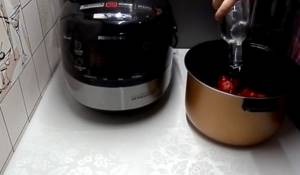 Клубничный ликёр — 10 рецептов приготовления домашней клубничной настойки