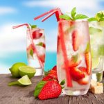 На фото – земляничный «Мохито»